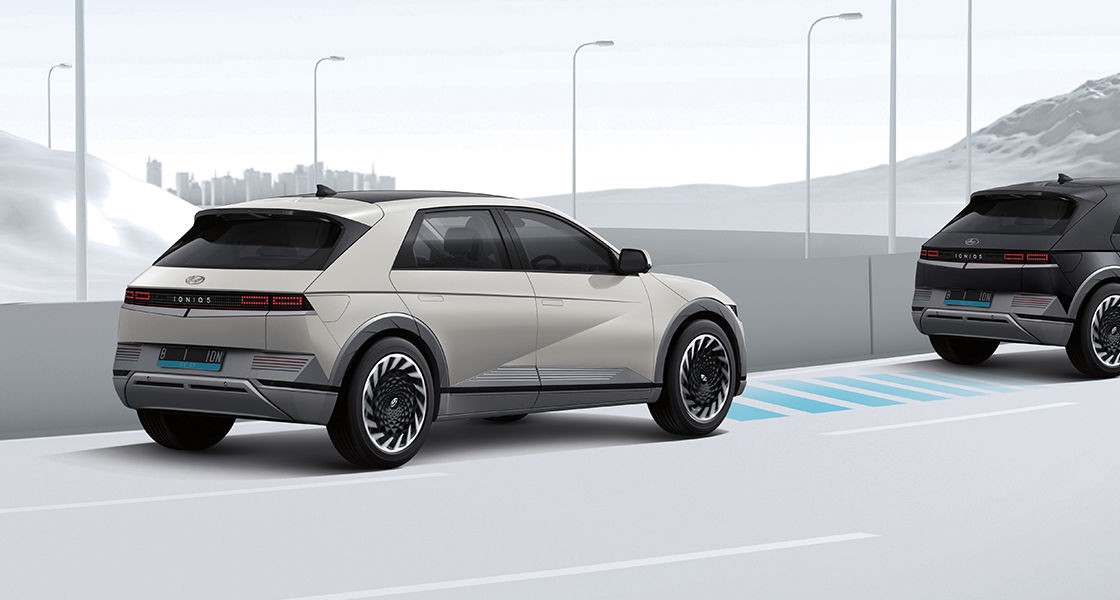 Hyundai IONIQ5 với gói an toàn Hyundai SmartSense